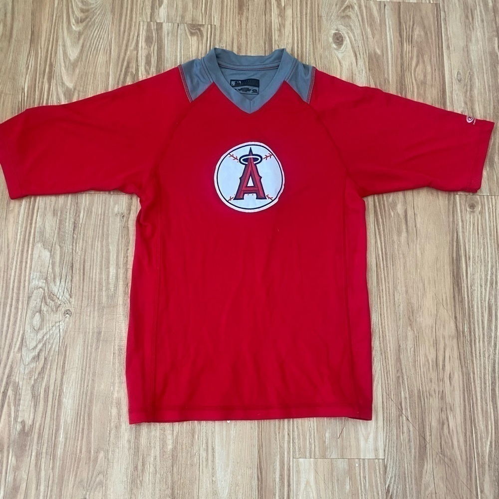 Genuine Merchandise LA Angels T-Shirt - Picture 2 of 5